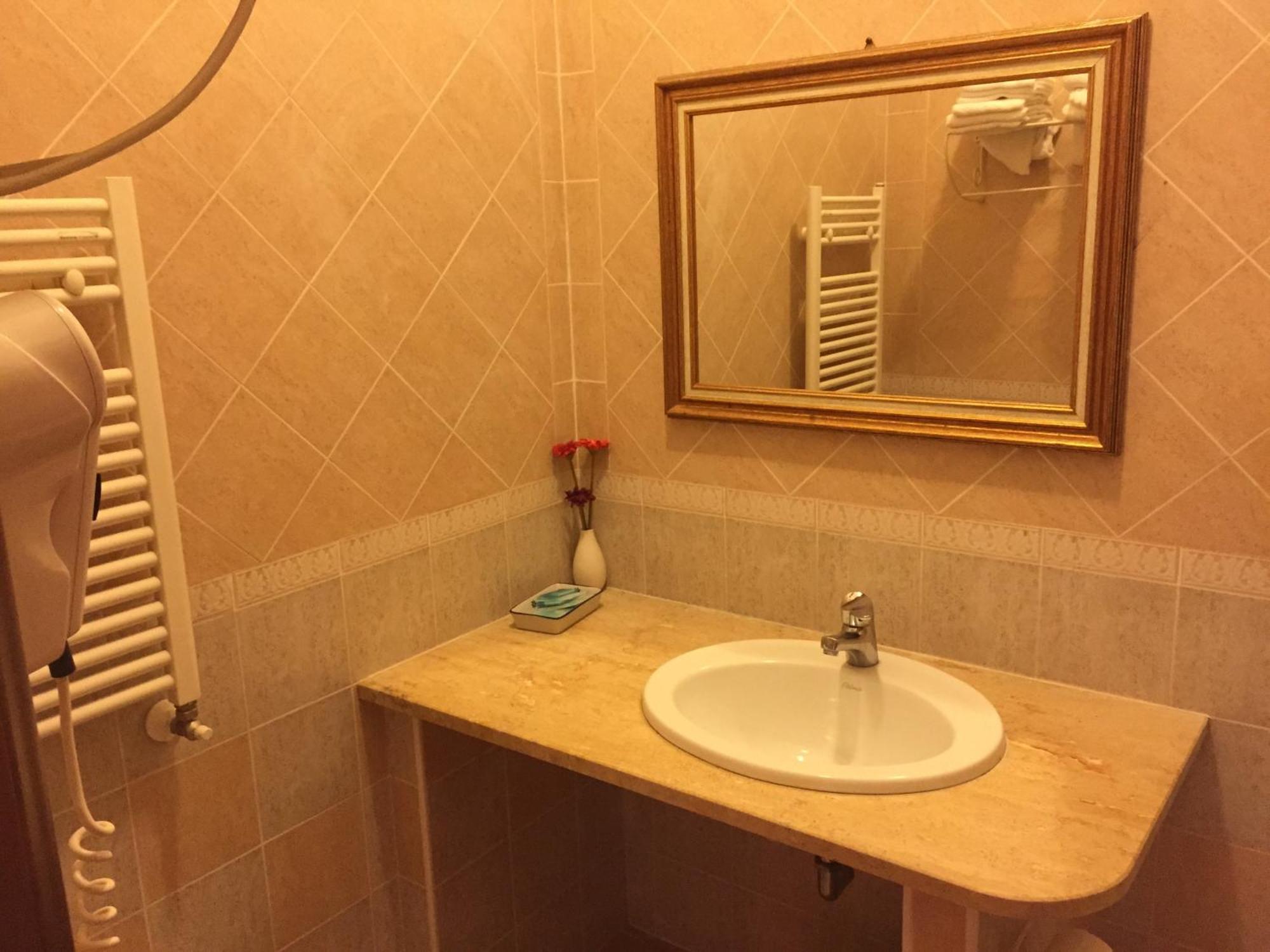 Hotel Magda Novafeltria Quarto foto